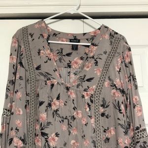 Torrid Floral Blouse, Tunic Length 2x